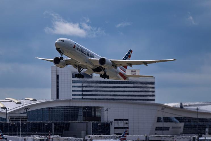 american airline jet from DFW airport