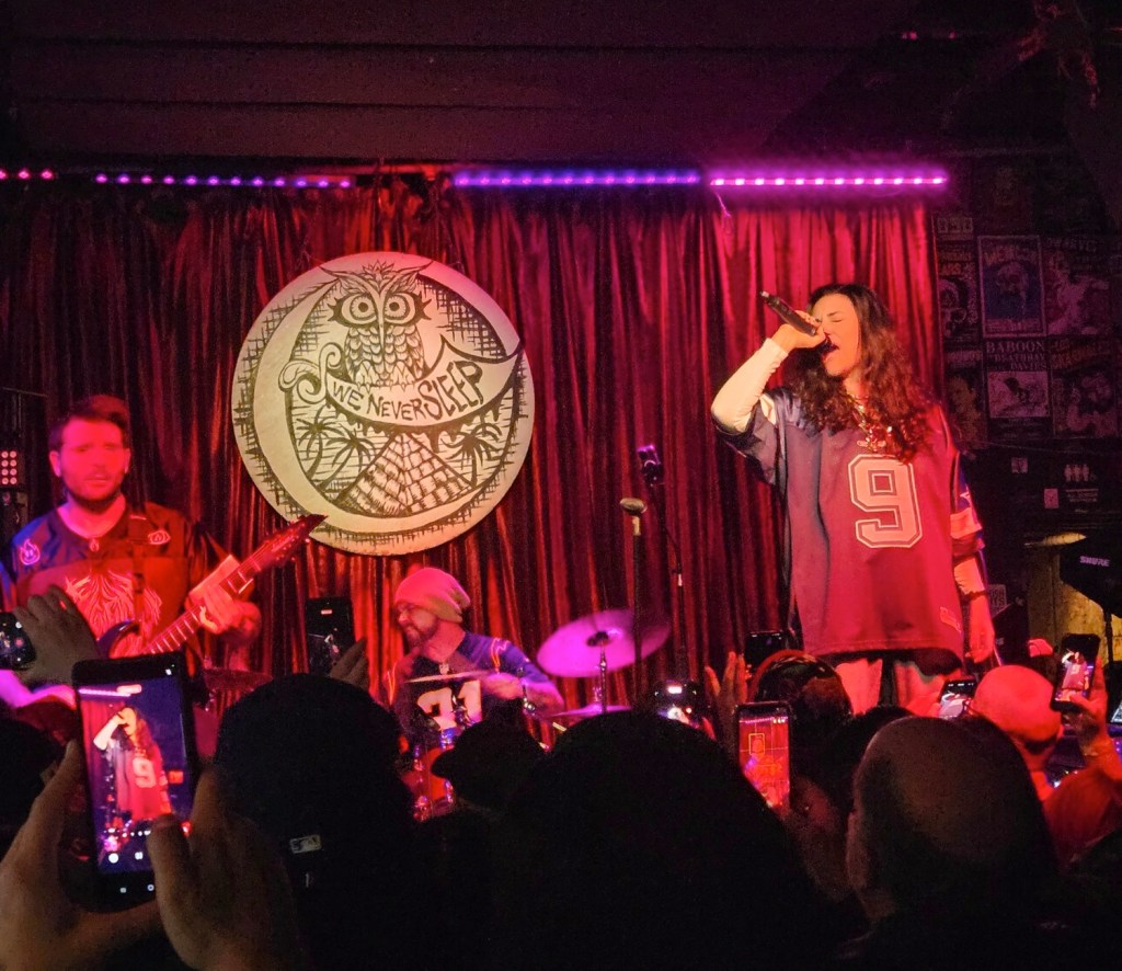 Lauren Babic at Three Links