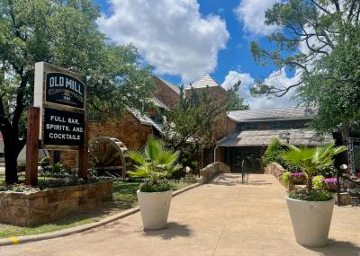 Popular State Fair of Texas concessionaire brings historic Dallas restaurant back to life