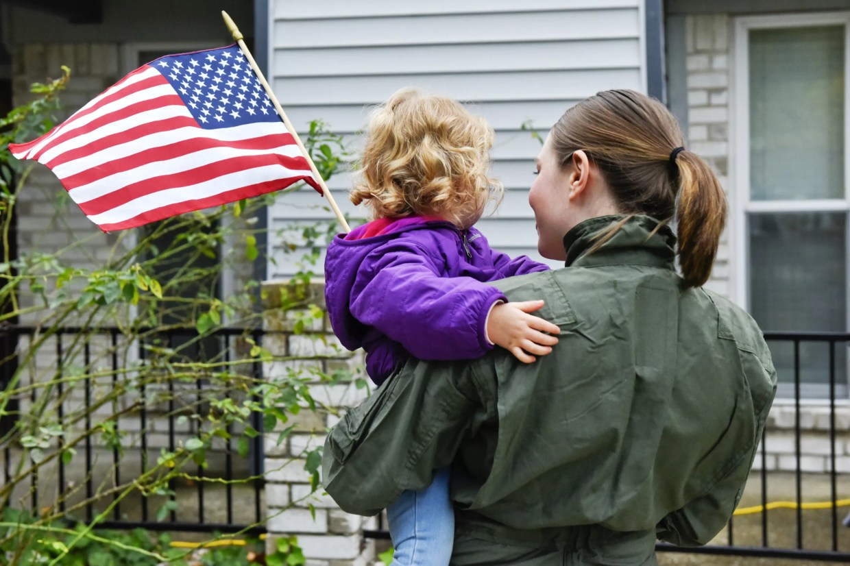 Director Alex Organ and Actor Jenny Ledel, Husband and Wife, On Working Together for <i>Grounded</i>