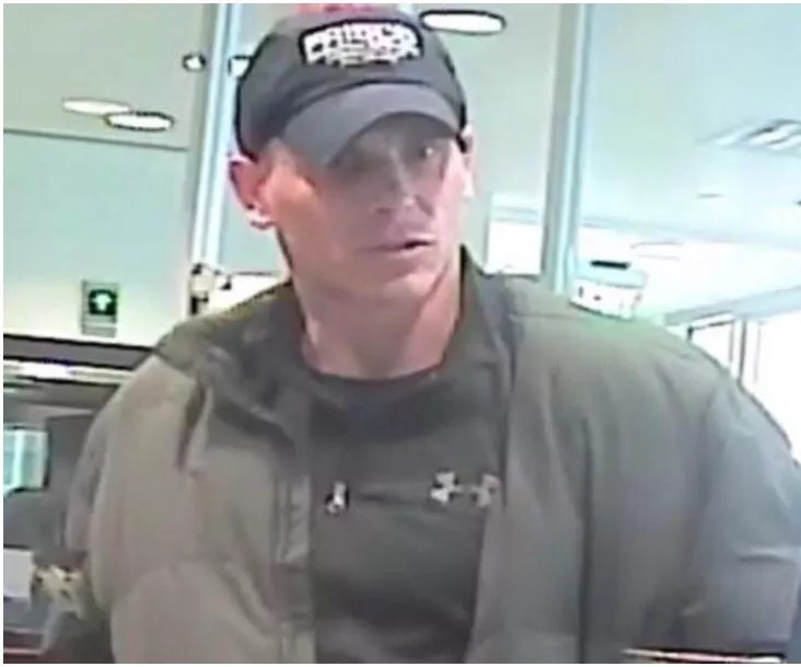 Dallas Police Looking for Serial Bank Robbers After They Hit Bank Twice in Month