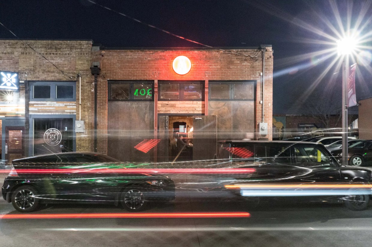 New Music Series Creates Lines at Armoury DE: ‘Uptown and Deep Ellum Crowds Rubbing Shoulders’