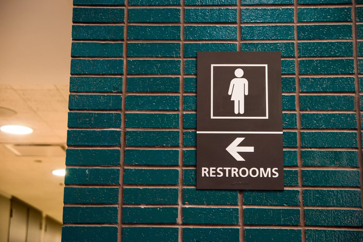 Texas House Committee Takes the Piss out of Abbott, Patrick for Wasting Time on Bathroom Bill
