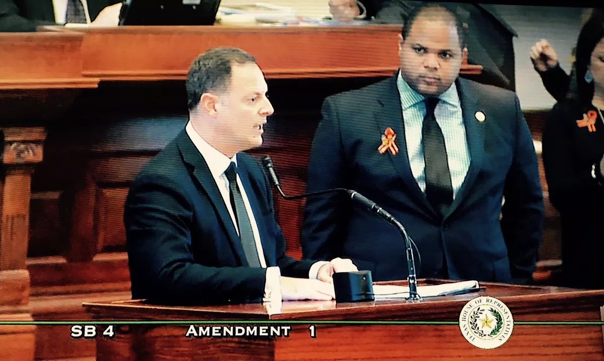 Despite Dallas Lawmakers’ Efforts, Texas House Passes Beefed Up Sanctuary Cities Bill