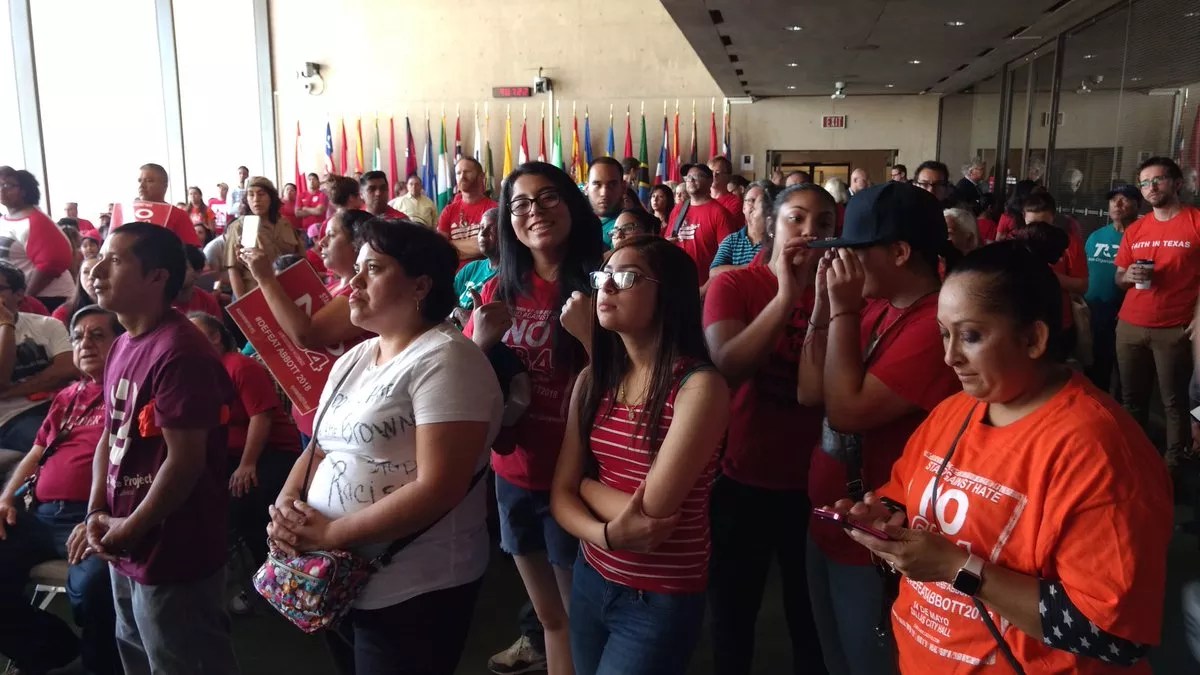 City of Dallas Will Fight Texas’ Immigration Enforcement Bill in Court