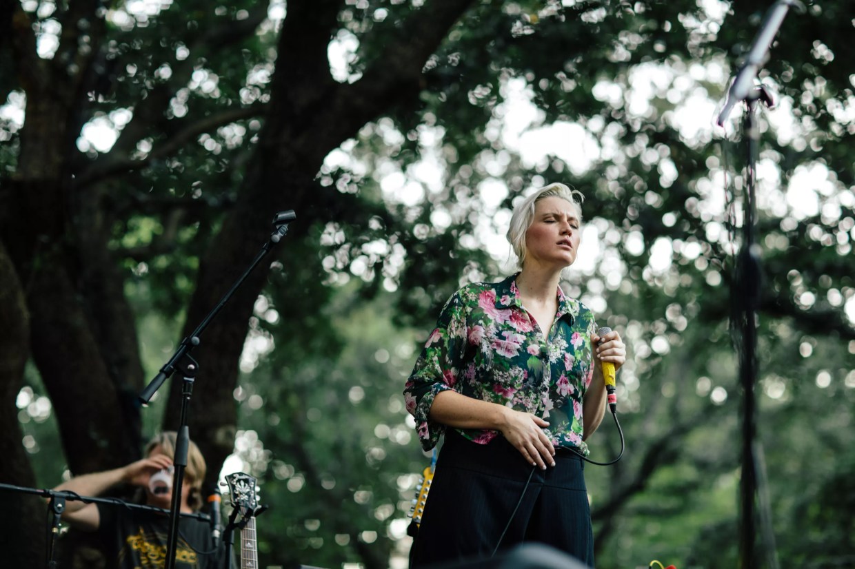 Attendees of Intimate ‘Listening Party’ in Deep Ellum Hear Sarah Jaffe’s New Record