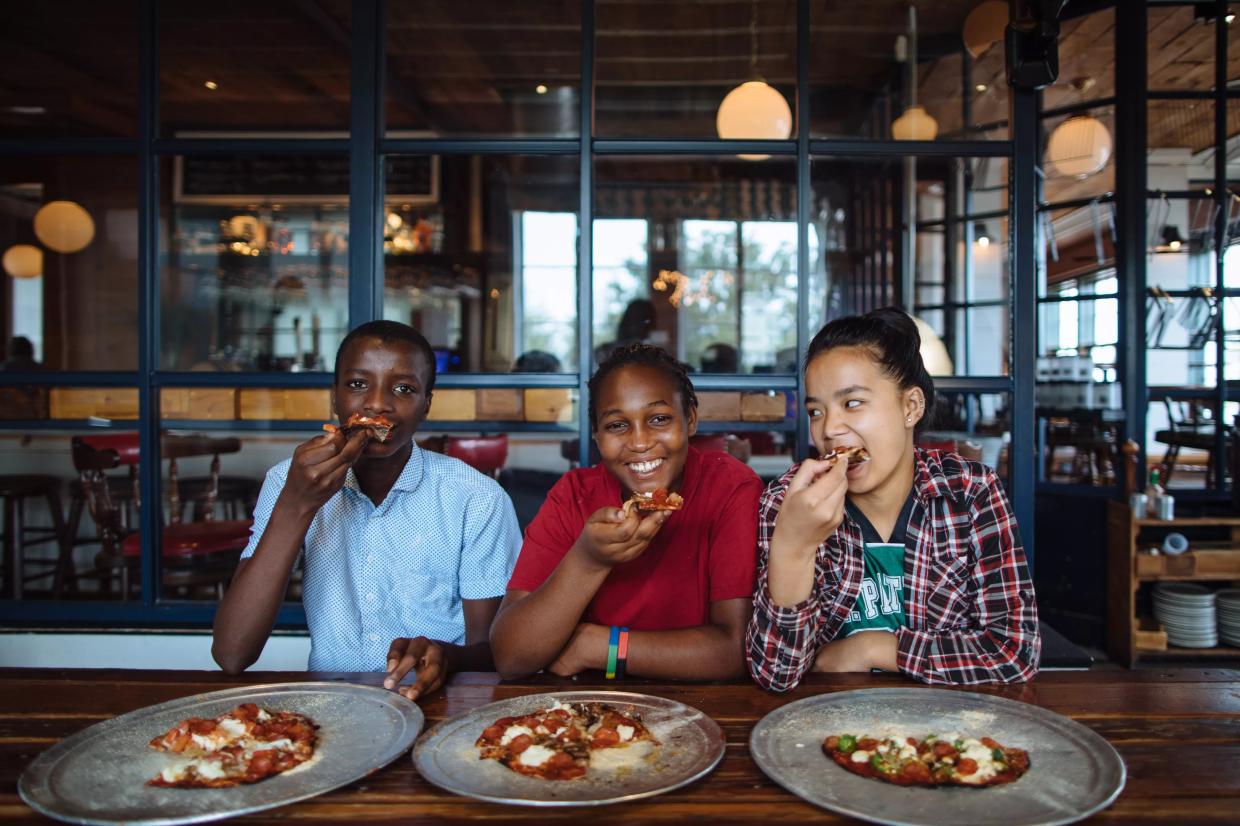 Youth Food Justice Internship Brings Refugee Kids to Dallas Kitchens