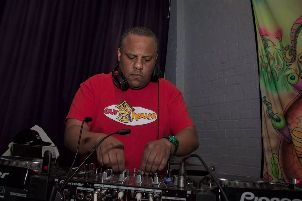 <i>Dallas Observer</i> Mixtape with Fantum