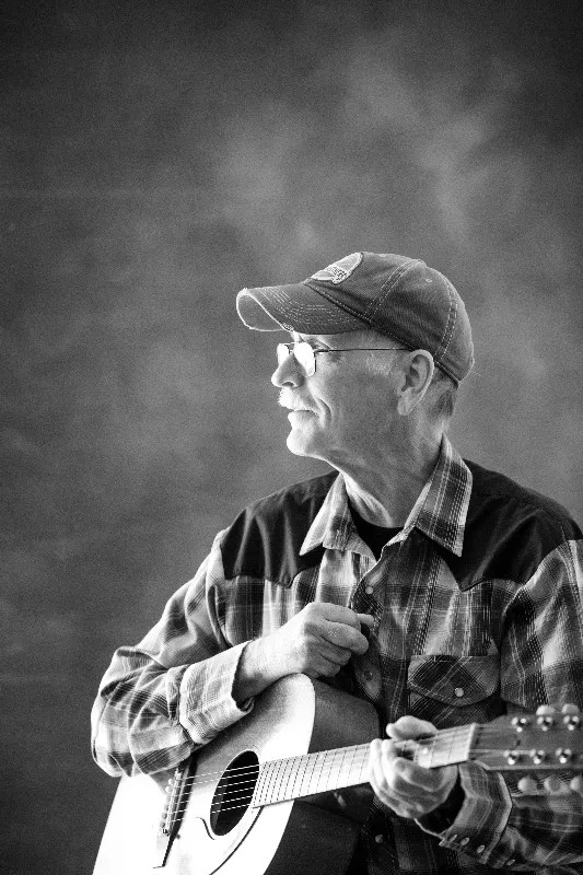 Granada Will Auction 12 Guitars Owned by the Late Bill Ellison to Pay for His Medical Expenses