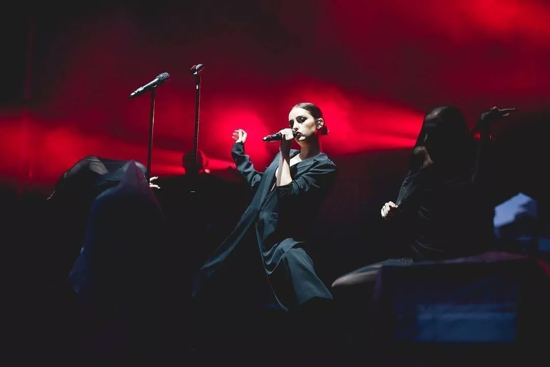 The Audience F**ked With Banks on Friday Night, but So Did Sound Quality