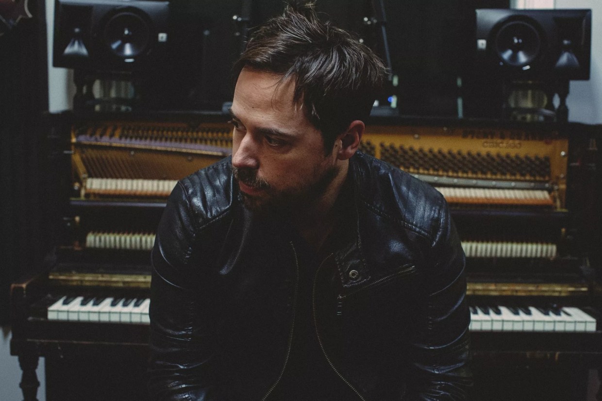 Fort Worth Native Who’s Composed for Apple Ditches the Commercial World and Tries for Heart