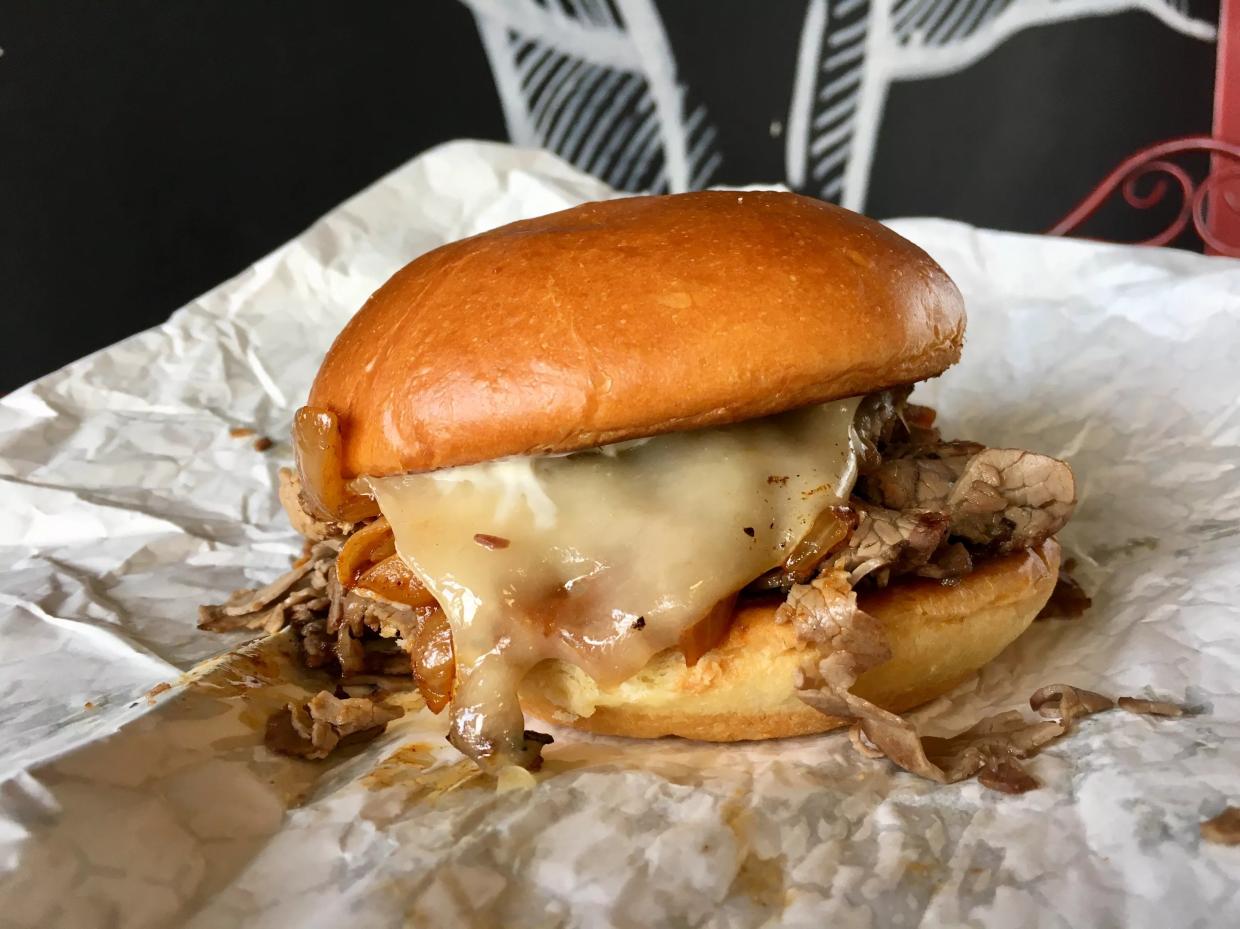 What to Do This Weekend: Drunk Spelling Bee, All-You-Can-Eat BBQ and a Chili Cook-Off