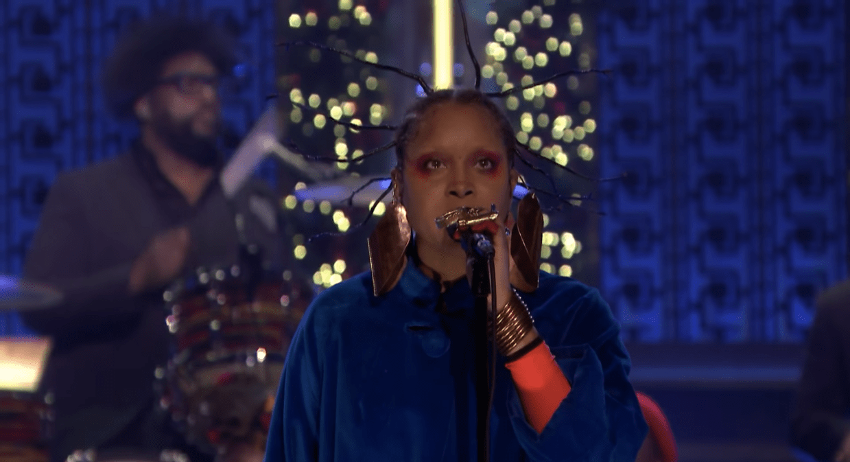 Watch Erykah Badu Mash Up ‘On & On’ with Fela Kuti on the <i>Tonight Show</i>