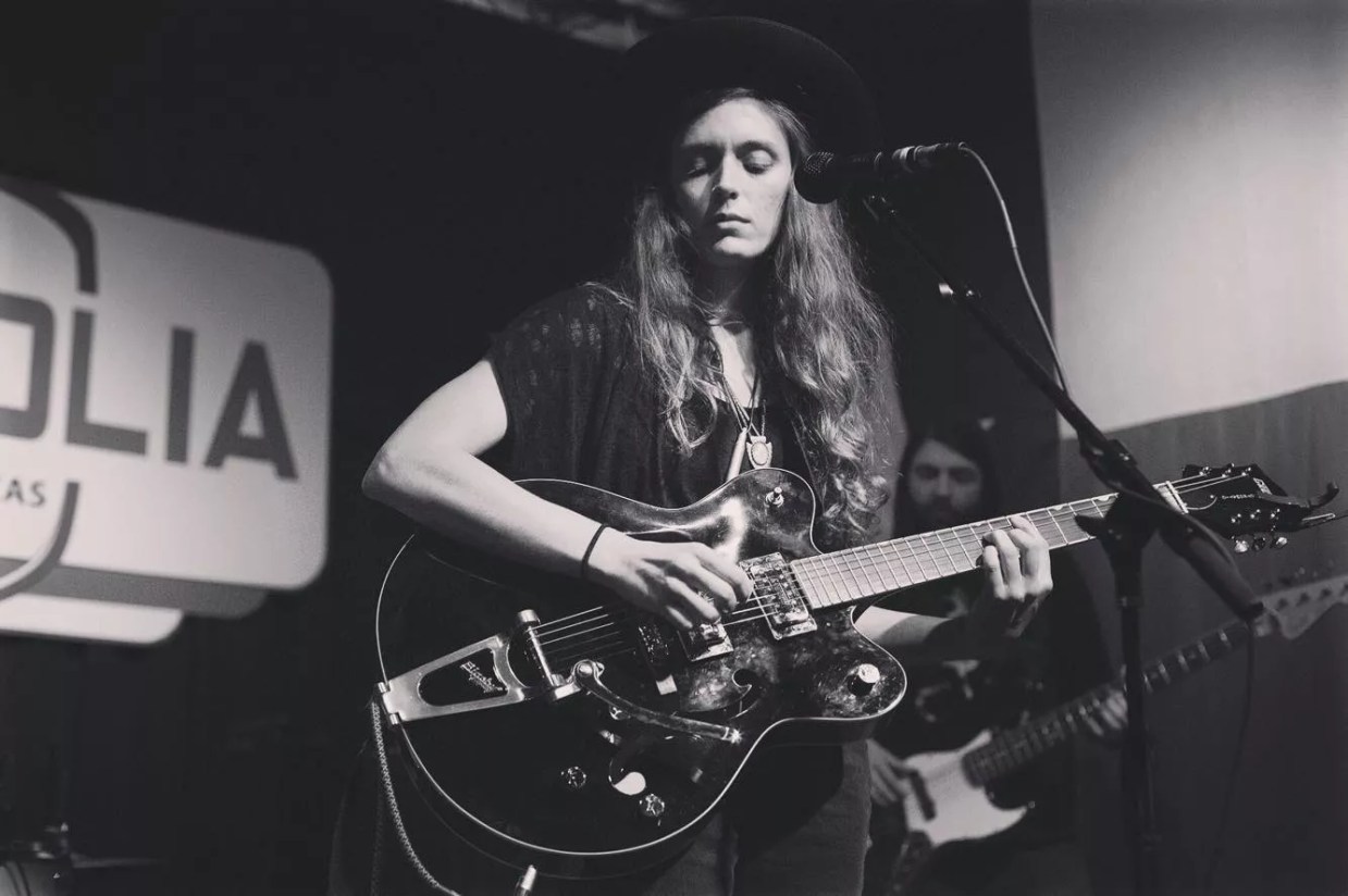 Jenna Clark Is an Ever Changing Artist Who Won’t Be Trapped into a Genre