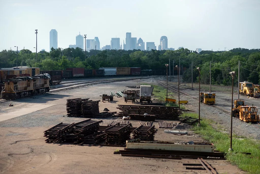 In Dallas’ Joppa, Environmental Health Project Raises Questions of Inclusion