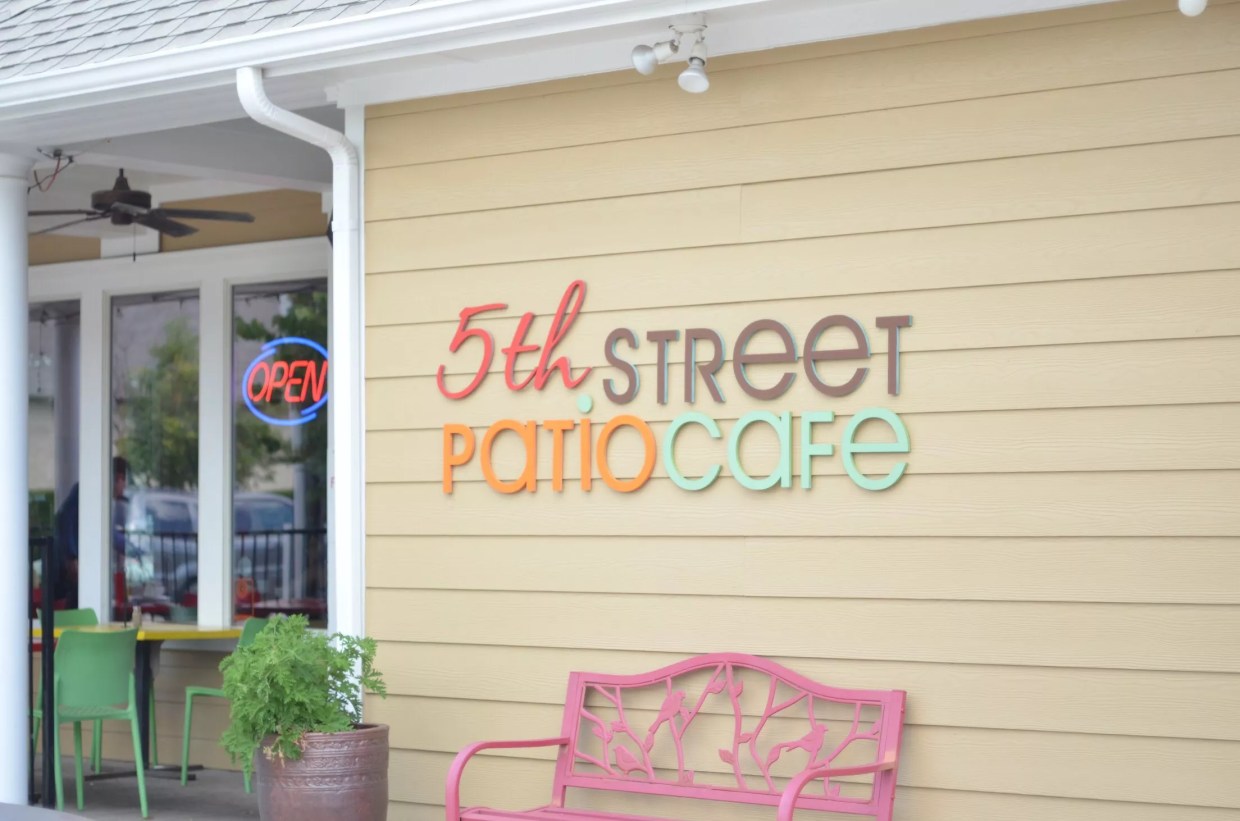 5th Street Patio Cafe Serves Homey Italian, Cajun and Tex-Mex In Downtown Frisco
