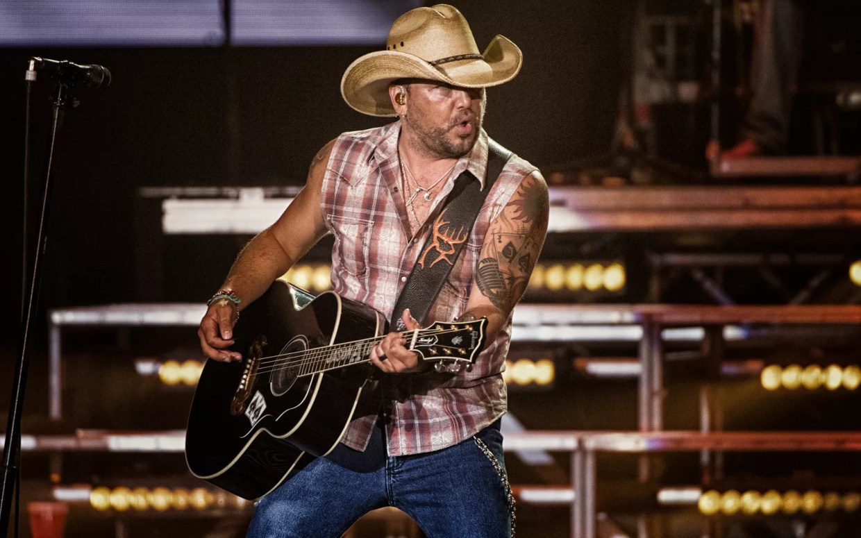 Jason Aldean Fans Were So Drunk They Don’t Know Who Played Saturday Night