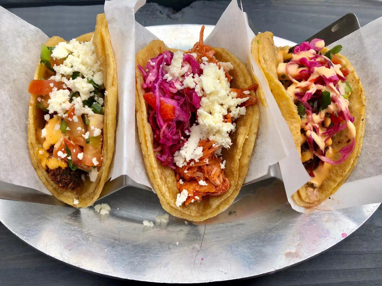 Consortium of Restaurants, Led by Salaryman, Connects to Help Others