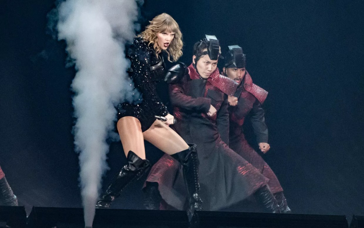 Taylor Swift Isn’t Like Other Pop Stars, and Thank God for That