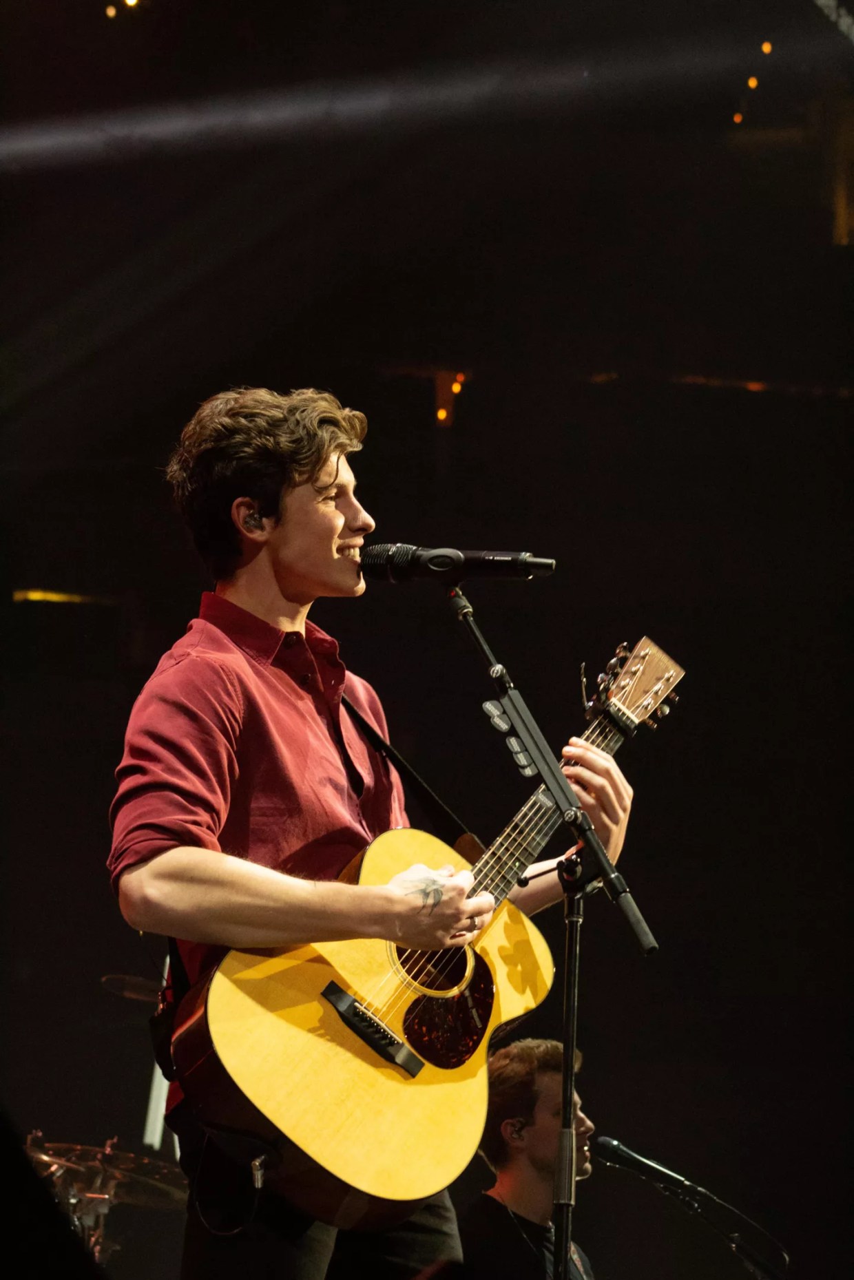 Jingle Ball Brought Out Shawn Mendes, Calvis Harris and More