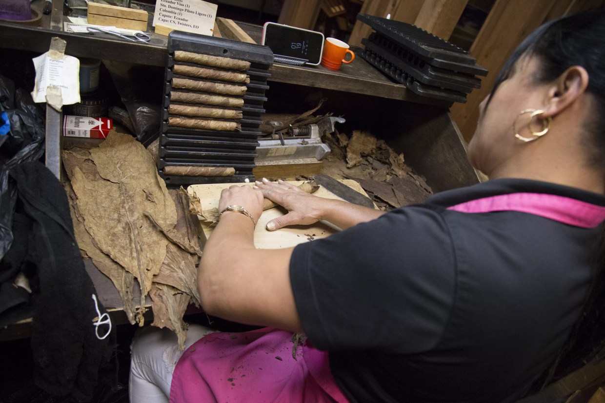 5 Places To Buy and Smoke Cigars
