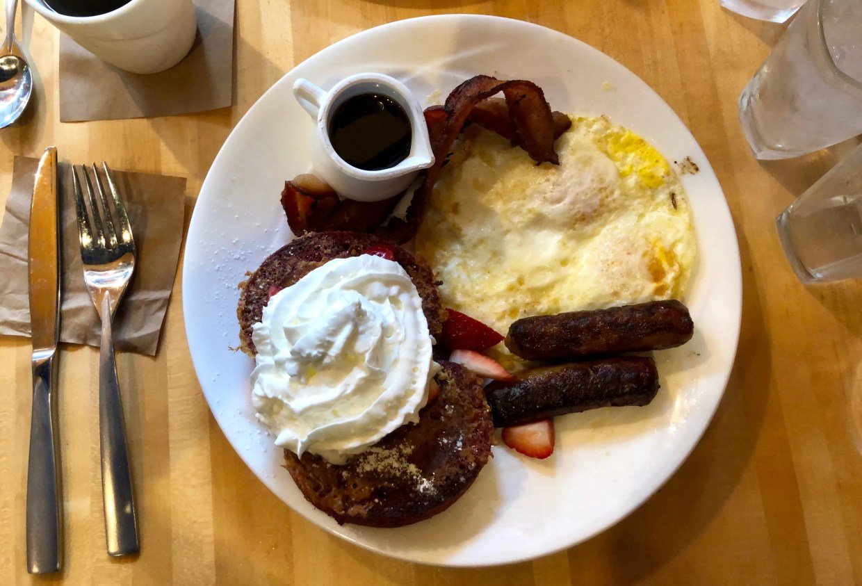 You’ll Probably Have to Wait Awhile, but Yolk’s Brunch Is Worth It