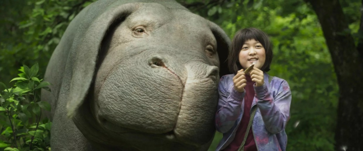 Super-Pigs Deserve Better: Bong Joon-ho’s Mad <i>Okja</i> Fascinates But Doesn’t Always Work