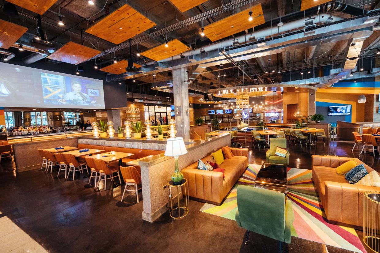 Dallas Restaurants Must Close for In-House Dining; Bars Ordered to Close