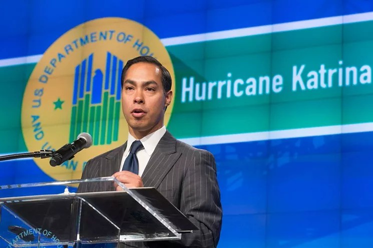 Julian Castro, So-Called Debate Stud, Folded in Dallas When He Was at HUD