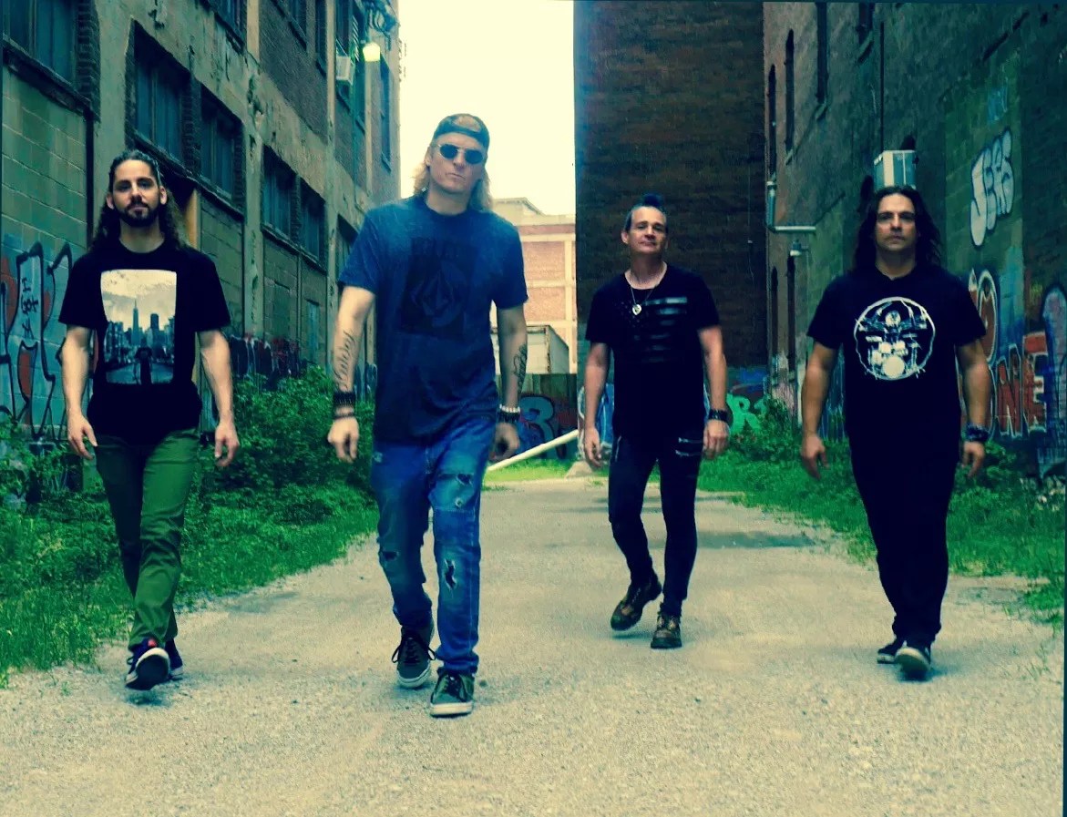 Puddle of Mudd’s Wes Scantlin Is Back to Rocking the Stage and Not the Courtroom