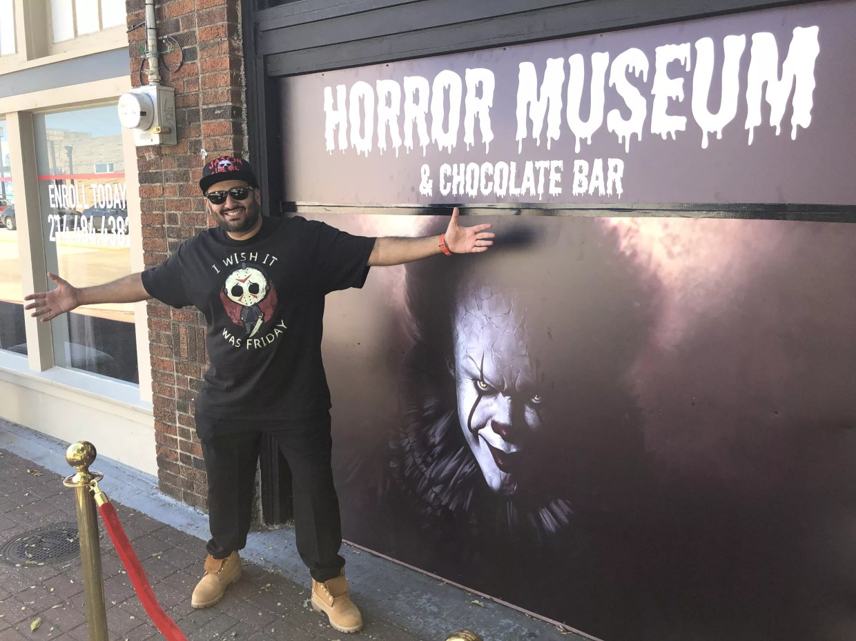 Dallas Horror Fans Weren’t Scared By the Horror Museum and Chocolate Bar. They Were Pissed.