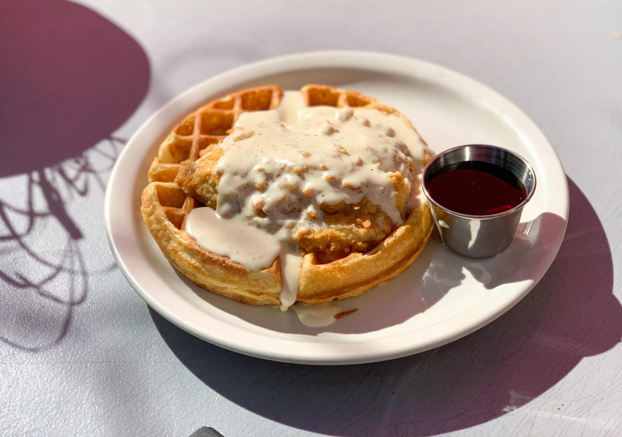 Brunch at Ten Bells Hits All the Right Notes