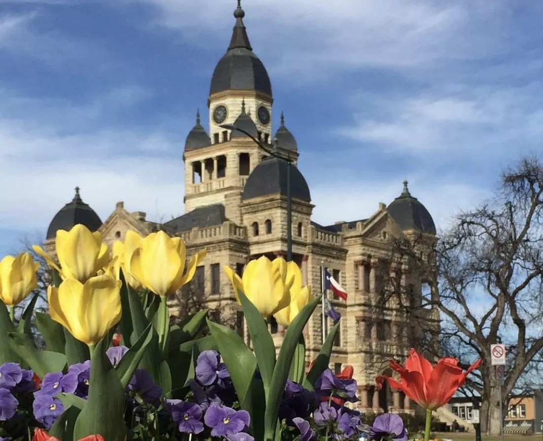 These North Texas Cities’ Historic Downtowns Will Break Your January Slump