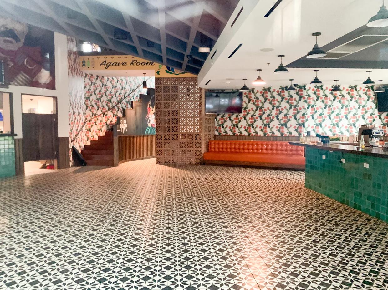 El Bolero on Fitzhugh Has Cleared Out and Closed