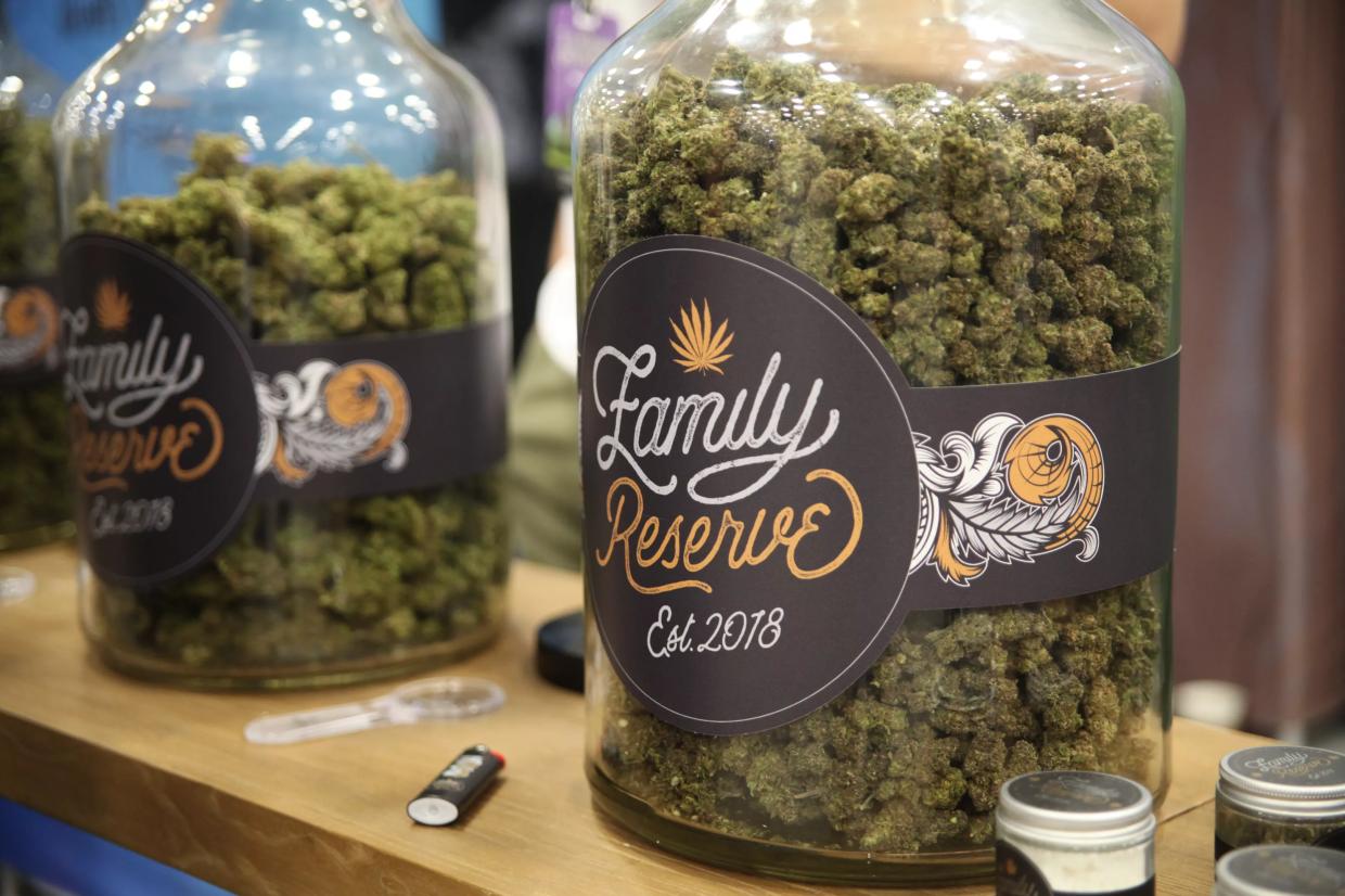 CBD Shops Adapt to Gov. Abbott’s Confusing Ban on Smokable Hemp