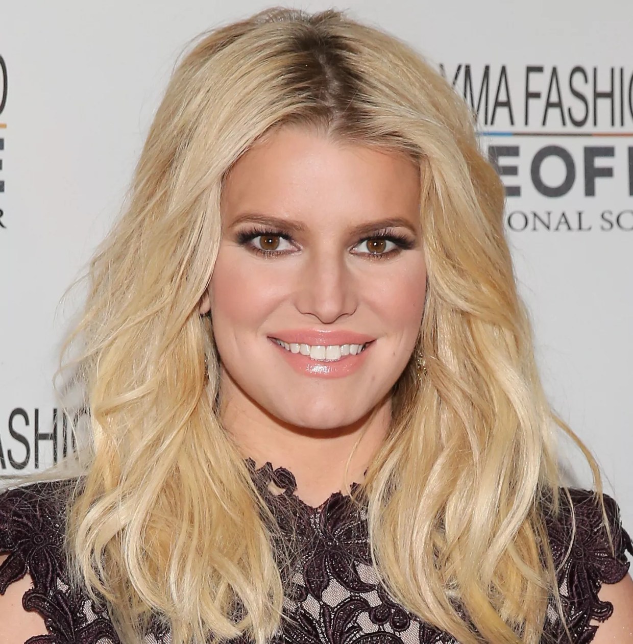 Jessica Simpson and the Erasure of the Dumb Blonde Era