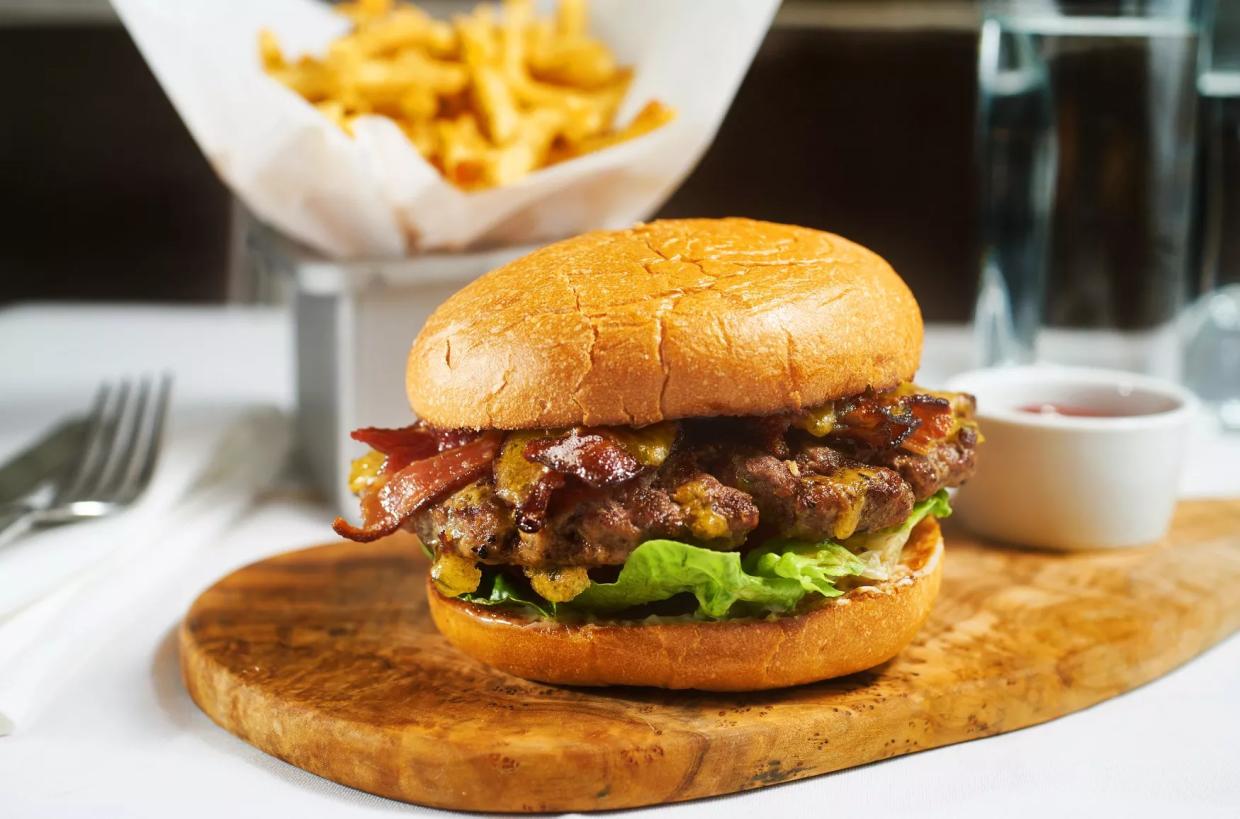 Good to Go: It’s Been on the Menu for Nearly 2 Decades. Now the Cheeseburger Is Curbside at Parigi.