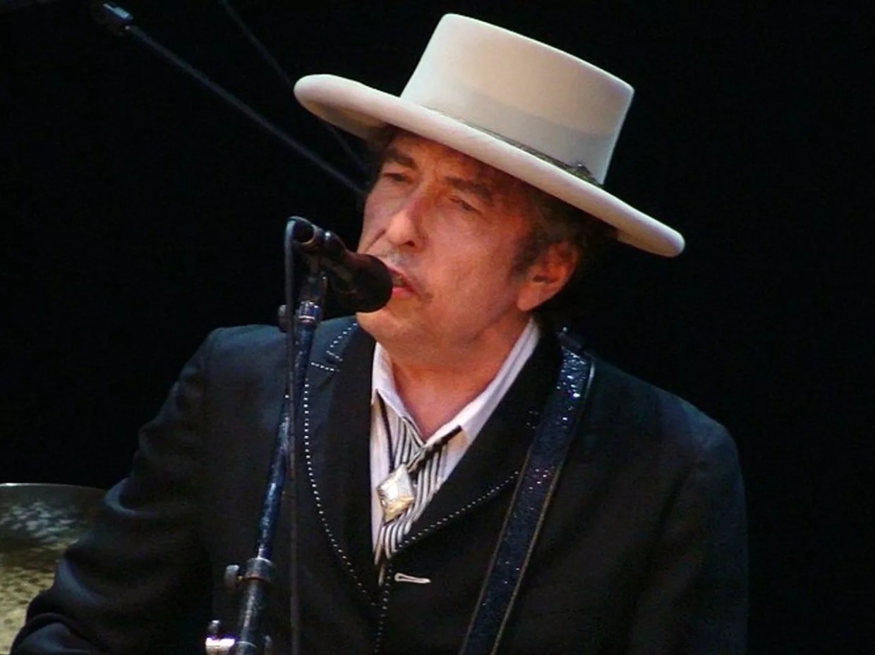 The Very Best of Bob Dylan’s Weirdest Lyrics