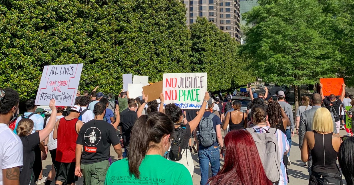 After Two Days of Violence, Sunday’s Protests Were Largely Peaceful