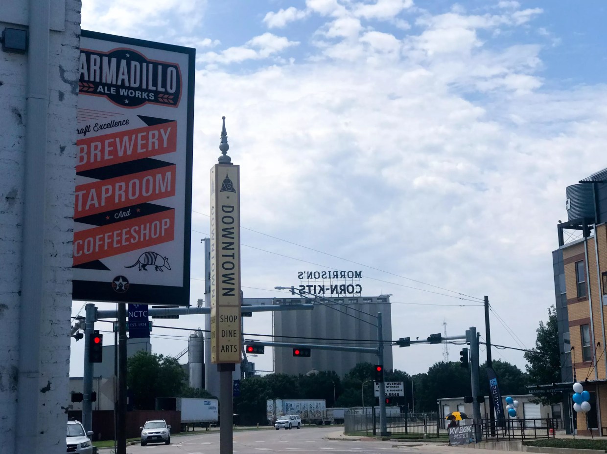 Denton’s Armadillo Ale Works Puts on a Weekly Drive-In Concert Series