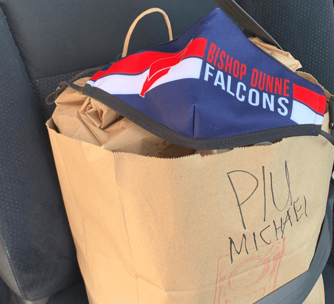 Bishop Dunne Dads’ Club Helps Its Community’s Families and Restaurants