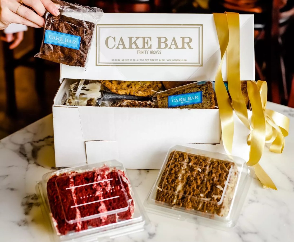 Local Bakery Desserts and Light Tours for Socially Distanced Holiday Cheer