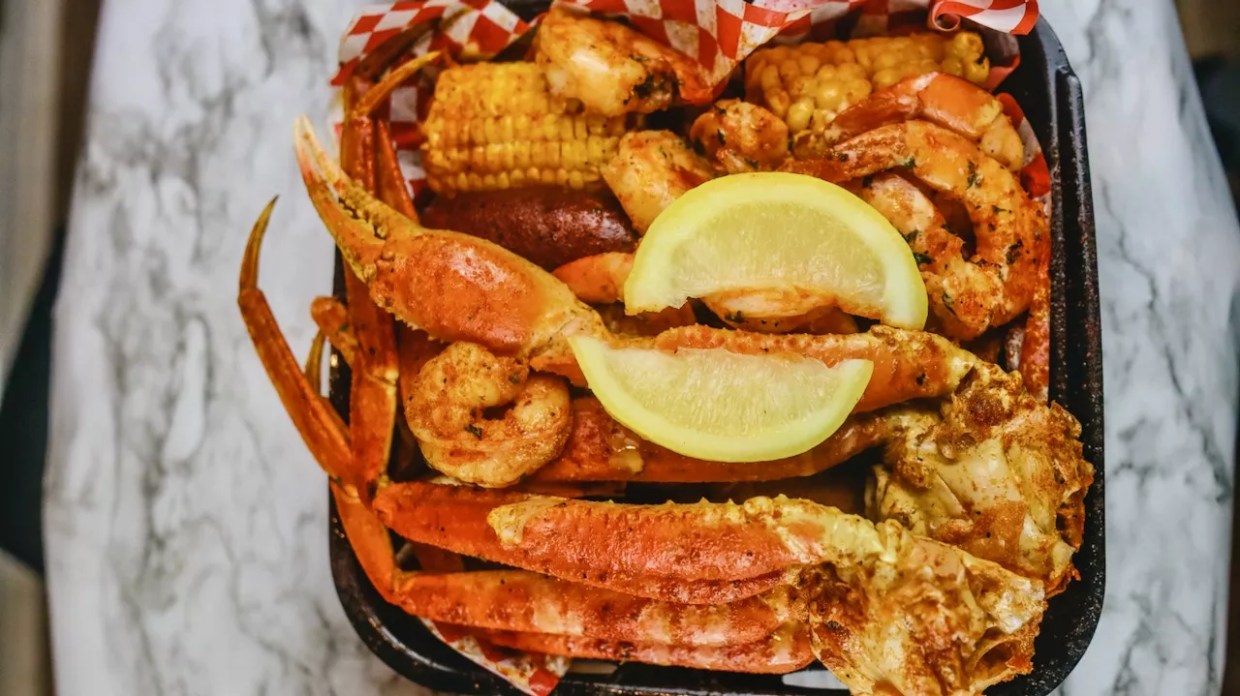 Get Messy with Seafood Boil and Nachos at Shells and Tails 2 Geaux in DeSoto