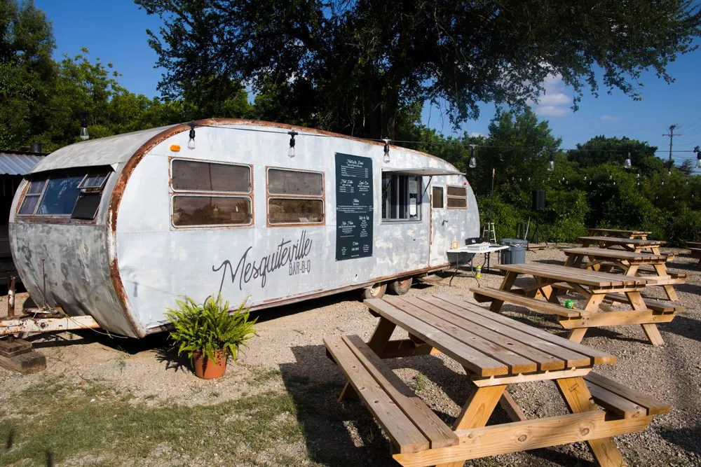 BBQ Road Trip: An Escape From City Life Leads to Mesquiteville Bar-B-Q in Jacksboro