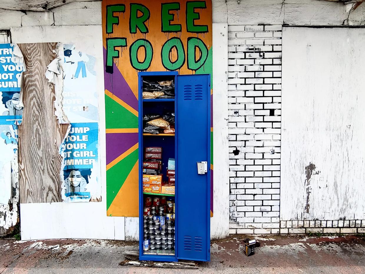 Food Not Bombs Brings Food Pantries to South Dallas Neighborhoods