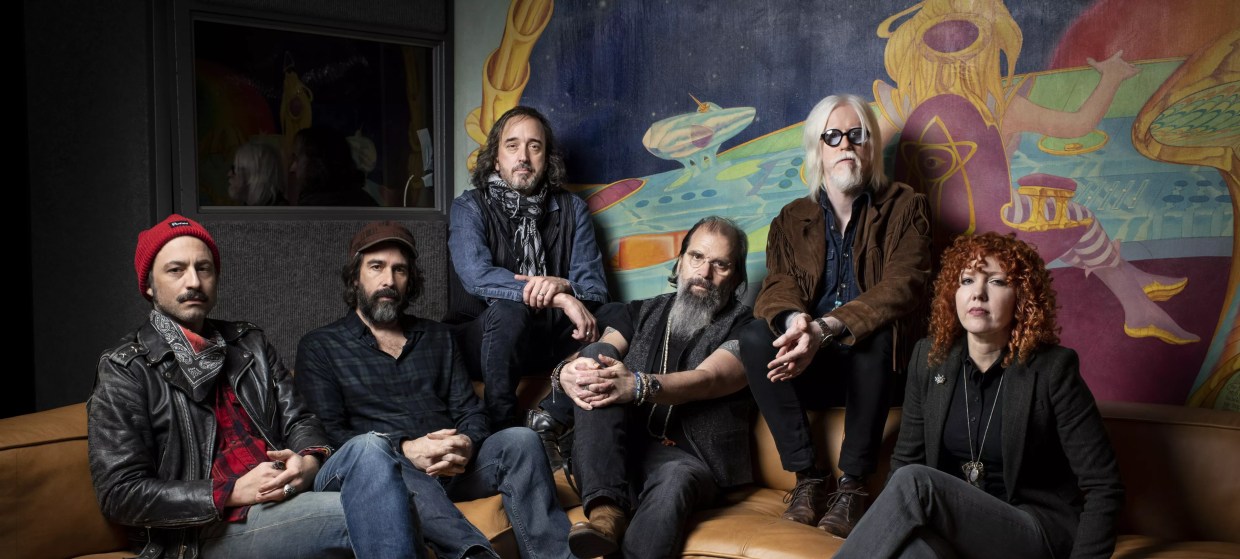 Despite His Grief, the Show Went on With Steve Earle’s Dallas Concert