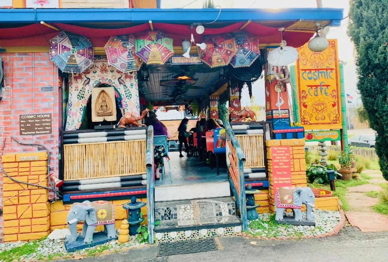 Cosmic Cafe Is Closing; Will Serve Last Meal This Sunday, Oct. 17