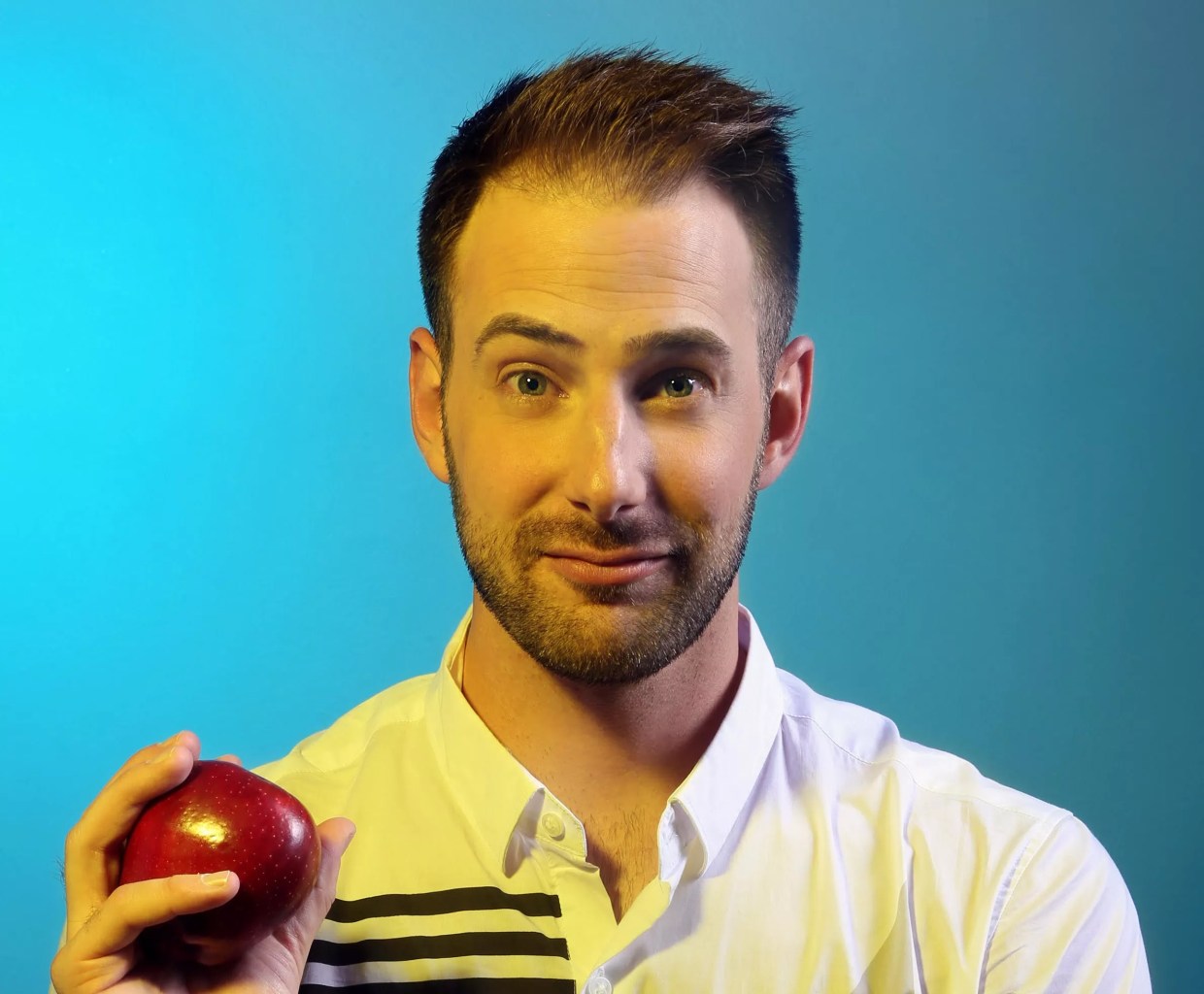 Viral Sensation and Elementary Teacher Joe ‘Mr. D’ Dombrowski Brings the Laughs to Addison