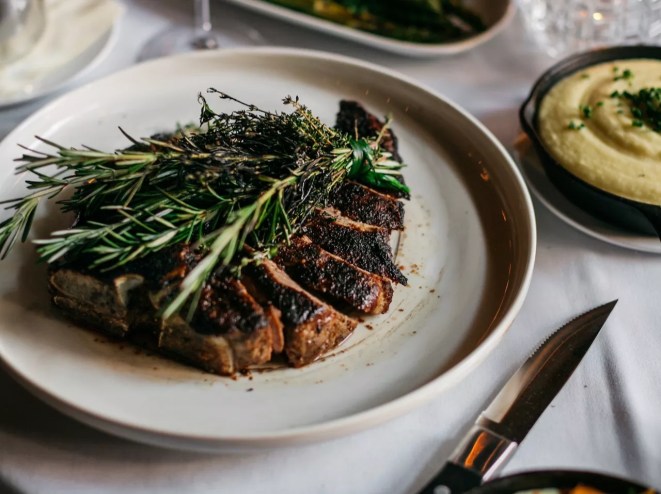 dakota's steak