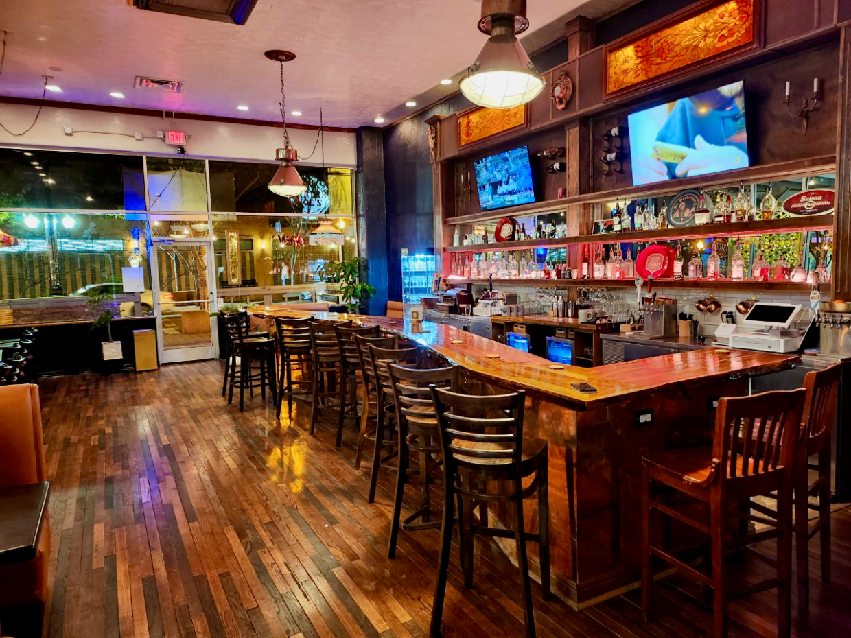 Popular Lower Greenville Restaurant and Bar Has Closed
